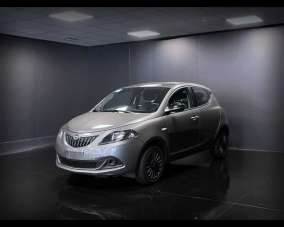 LANCIA Ypsilon Elettrica/Benzina 2021 usata, Macerata