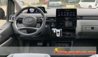 HYUNDAI Staria Diesel 2023 usata, Modena