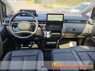 HYUNDAI Staria Diesel 2024 usata, Modena