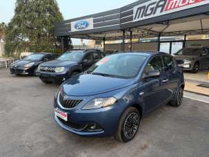 LANCIA Ypsilon Elettrica/Benzina 2023 usata, Napoli