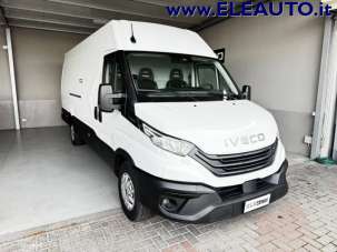 IVECO Daily Diesel 2024 usata, Milano