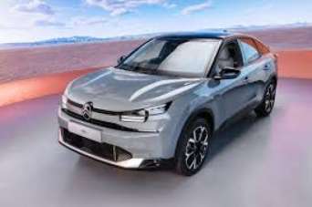 CITROEN C4 Elettrica/Benzina 2026 usata, Milano