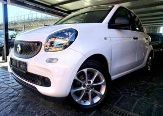 SMART ForFour Benzina 2019 usata, Roma
