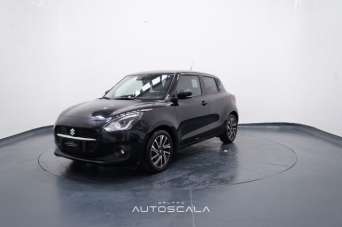 SUZUKI Swift Elettrica/Benzina 2023 usata, Napoli
