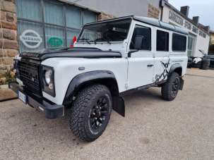 LAND ROVER Defender Diesel 2012 usata, Trento