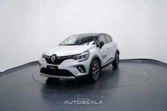 RENAULT Captur Benzina 2024 usata, Napoli