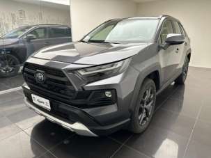 TOYOTA RAV 4 Elettrica/Benzina 2023 usata, Cuneo