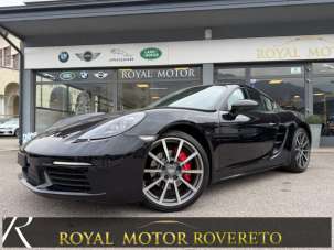 PORSCHE Cayman Benzina 2021 usata, Trento