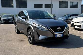 NISSAN Qashqai Elettrica/Benzina 2022 usata, Latina
