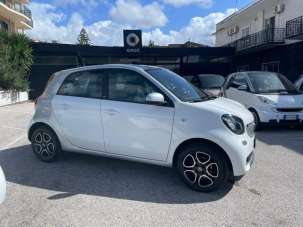 SMART ForFour Benzina 2018 usata, Caserta