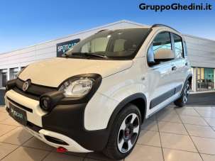 FIAT Panda Cross Elettrica/Benzina 2024 usata, Bologna