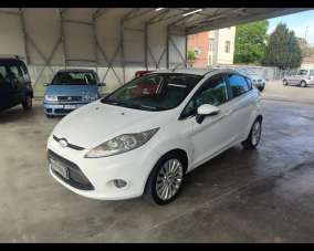 FORD Fiesta Benzina/GPL 2009 usata, Macerata