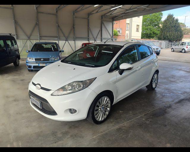 FORD Fiesta Benzina/GPL 2009 usata, Macerata foto