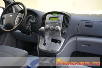 HYUNDAI H-1 Diesel 2012 usata, Modena