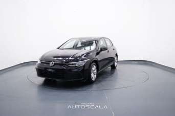 VOLKSWAGEN Golf Elettrica/Benzina 2023 usata, Napoli