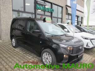 FORD Tourneo Courier Benzina usata, Italia