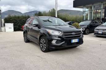FORD Kuga Diesel 2017 usata, Latina
