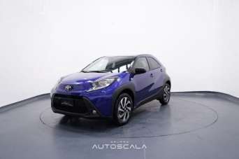 TOYOTA Aygo X Benzina 2025 usata, Napoli