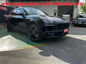 PORSCHE Macan Benzina 2018 usata, Pavia