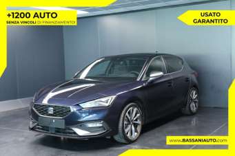 SEAT Leon Elettrica/Benzina 2022 usata, Belluno