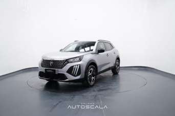 PEUGEOT 2008 Elettrica/Benzina 2025 usata, Napoli