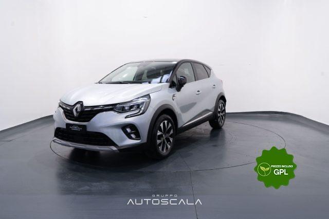 RENAULT Captur Benzina/GPL 2024 usata, Napoli foto