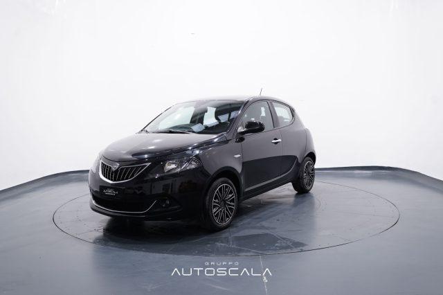 LANCIA Ypsilon Elettrica/Benzina 2022 usata, Napoli foto