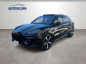 PORSCHE Cayenne Elettrica/Benzina 2024 usata, Trapani