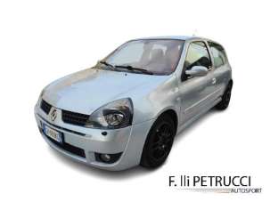 RENAULT Clio Benzina 2003 usata, Pescara