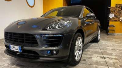PORSCHE Macan Diesel 2015 usata, Cuneo