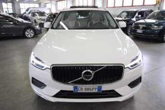 VOLVO XC60 Elettrica/Benzina 2020 usata, Torino
