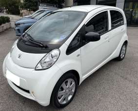 PEUGEOT iOn Elettrica 2018 usata, Rimini