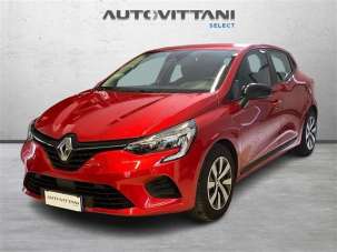RENAULT Clio Elettrica/Benzina 2023 usata, Como
