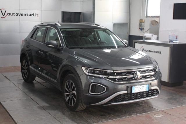 VOLKSWAGEN T-Roc Benzina 2024 usata, Viterbo foto