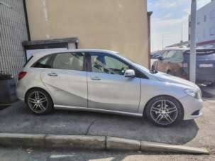 MERCEDES-BENZ B 180 Diesel 2012 usata, Milano