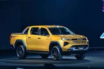 TOYOTA Hilux Elettrica/Diesel usata, Reggio Nell'Emilia