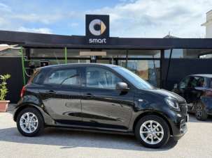 SMART ForFour Benzina 2018 usata, Caserta