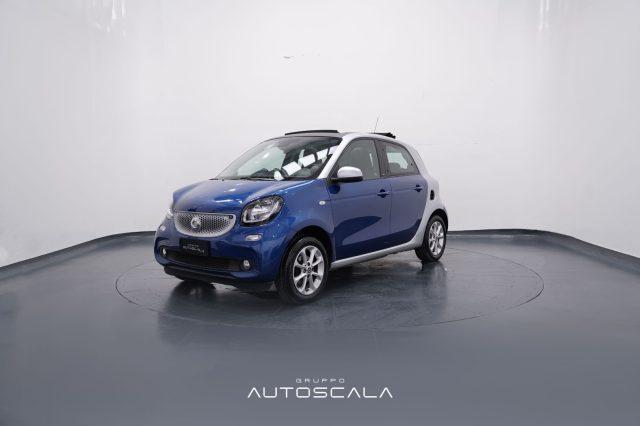 SMART ForFour Benzina 2015 usata, Napoli foto