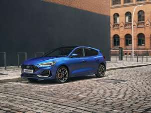 FORD Focus Elettrica/Benzina 2022 usata, Pesaro e Urbino