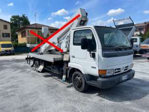 NISSAN Cabstar Diesel 1999 usata, Bologna