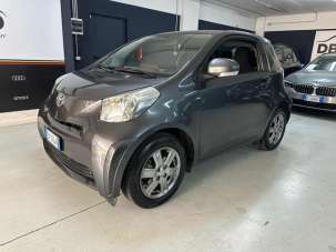TOYOTA iQ Benzina 2011 usata, Roma