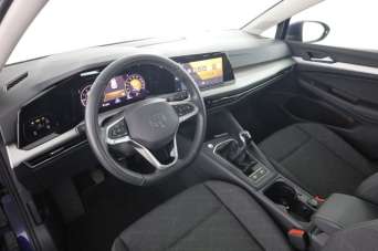 VOLKSWAGEN Golf Benzina 2023 usata, Verona