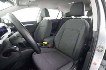 VOLKSWAGEN Golf Diesel 2022 usata, Verona