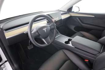 TESLA Model Y Elettrica 2022 usata, Verona