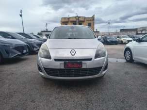 RENAULT Scenic Diesel 2010 usata, Napoli