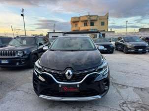 RENAULT Captur Benzina 2024 usata, Napoli