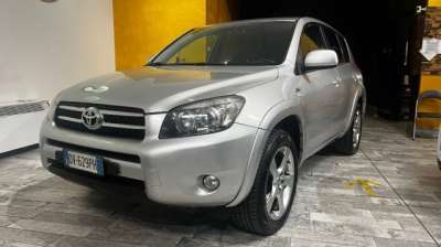 TOYOTA RAV 4 MY23 Diesel 2009 usata, Cuneo