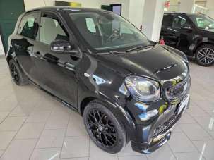SMART ForFour Benzina 2019 usata, Napoli
