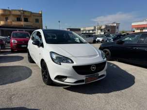 OPEL Corsa Benzina/GPL 2017 usata, Napoli