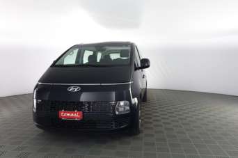 HYUNDAI Staria Diesel 2024 usata, Verona